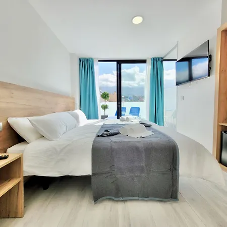 Puerto Azul Hotel 2*